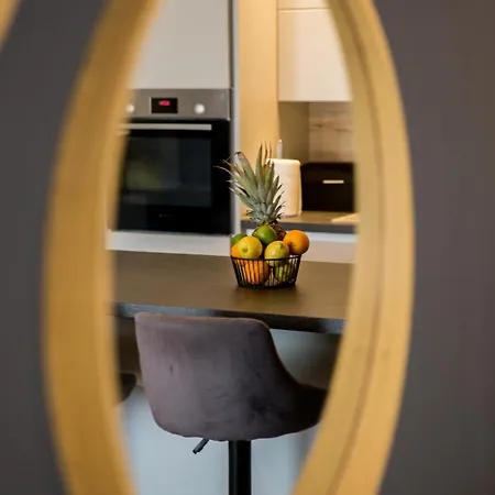 Apartament Pjero *